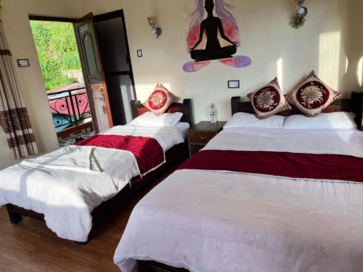 Green Hills Yoga Retreat פוקהרה מראה חיצוני תמונה