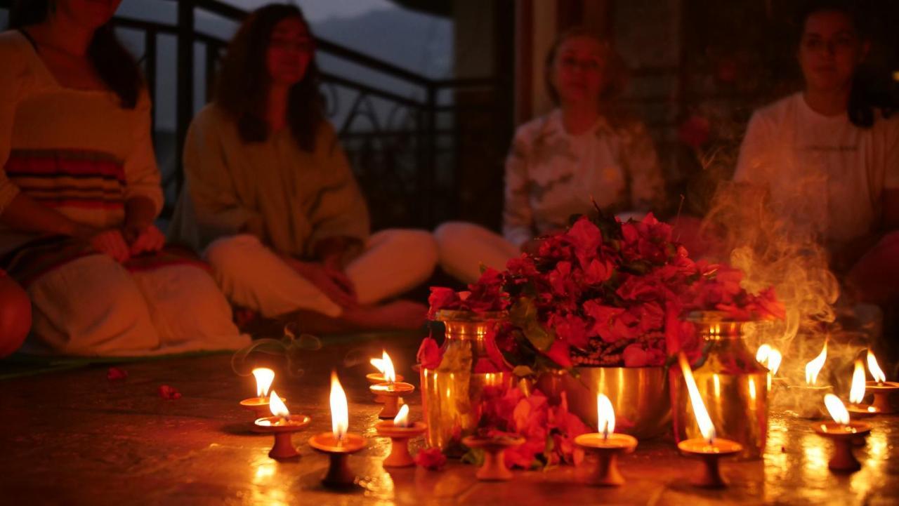 Green Hills Yoga Retreat פוקהרה מראה חיצוני תמונה
